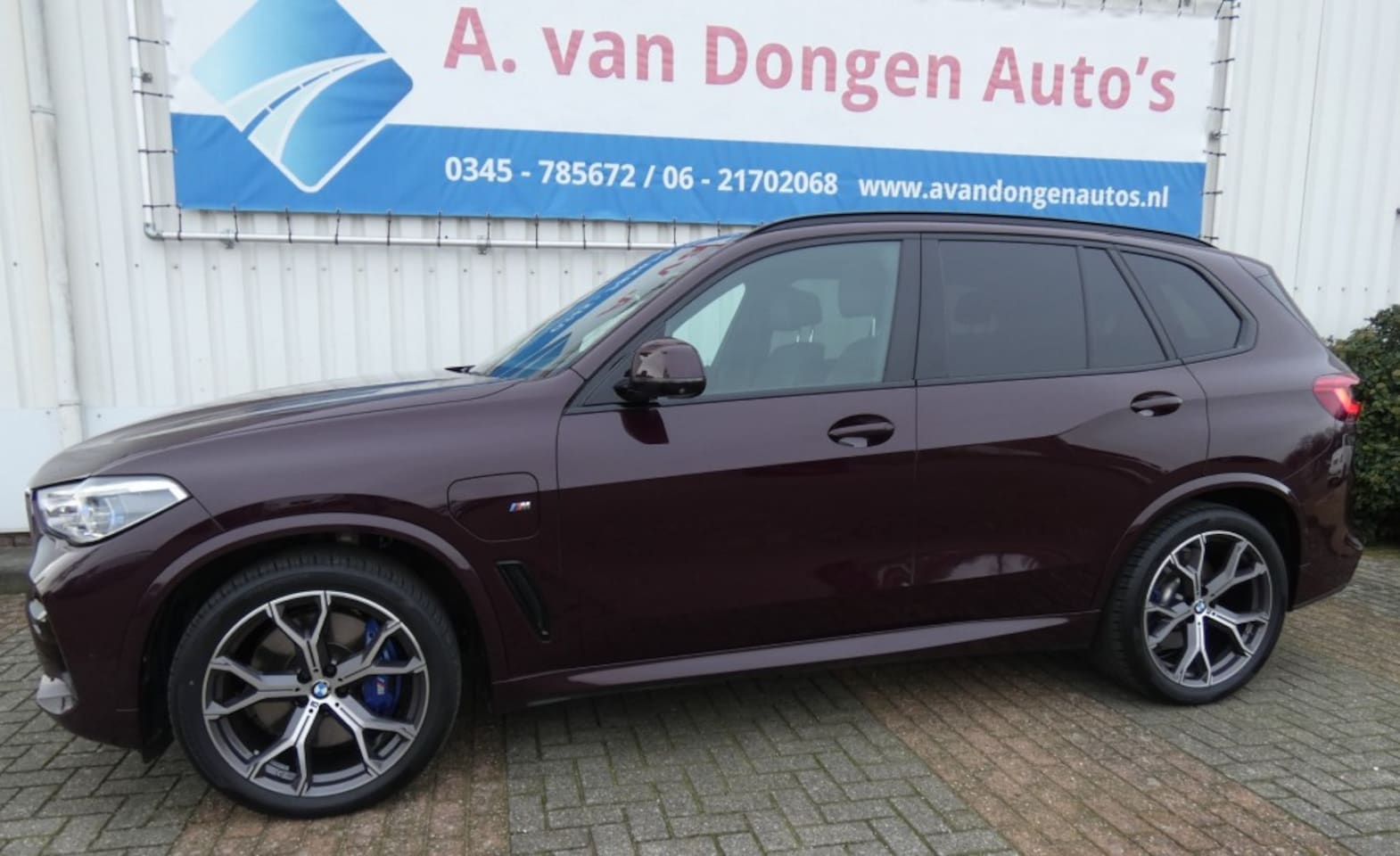 BMW X5 - XDRIVE45E M-Sport,Skylounge,4WBest,360,Trhaak,Massage,Laser - AutoWereld.nl