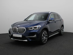 BMW X1 - sDrive20i Orange Edition | High Executive | xLine | Audio Media Pack | Parking Pack | Trek