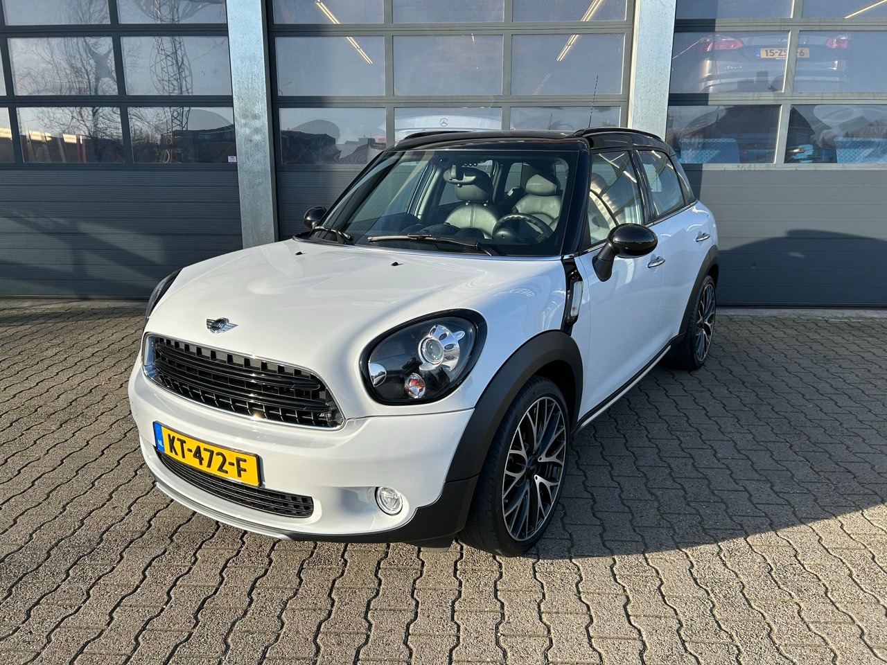 MINI Countryman - 1.6 Cooper Pepper 1.6 122pk Cooper Pepper - AutoWereld.nl
