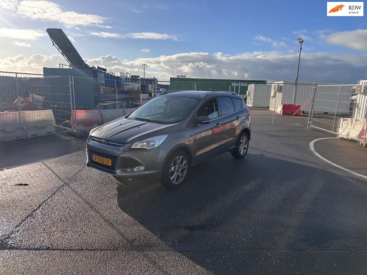 Ford Kuga - 1.6 Titanium Motor LOOPT OP 3CILINDER.EX BPM - AutoWereld.nl