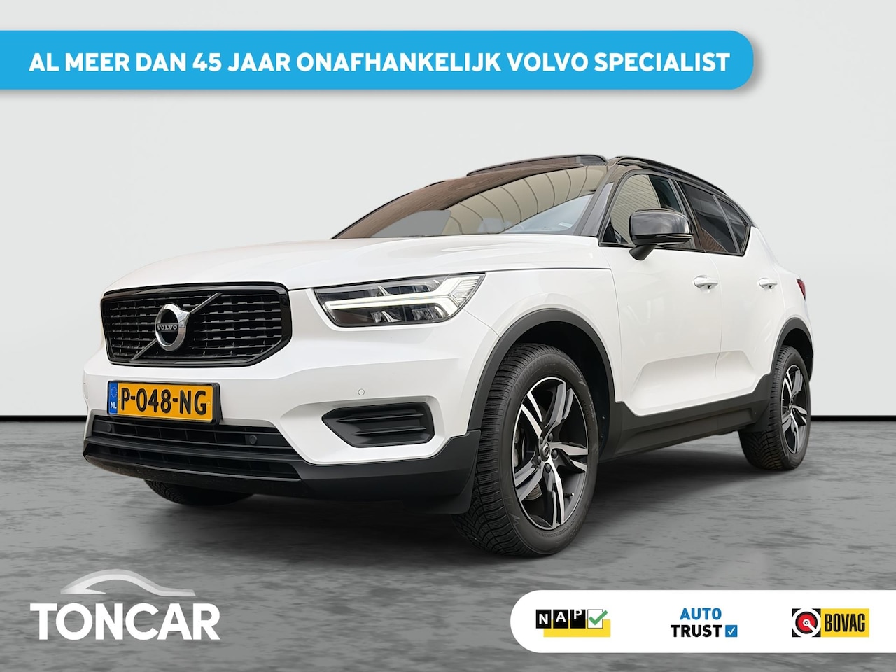 Volvo XC40 - 2.0 B3 R-Design | SkyRoof | Pilot Assist| Park Assist | 18" Lm-velgen | Two Tone Lak | App - AutoWereld.nl