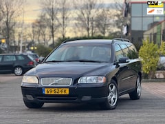 Volvo V70 - 2.4 Edition I | Automaat | Cruise control | APK 23-06-2026 | Airco | Elektrische ramen | T