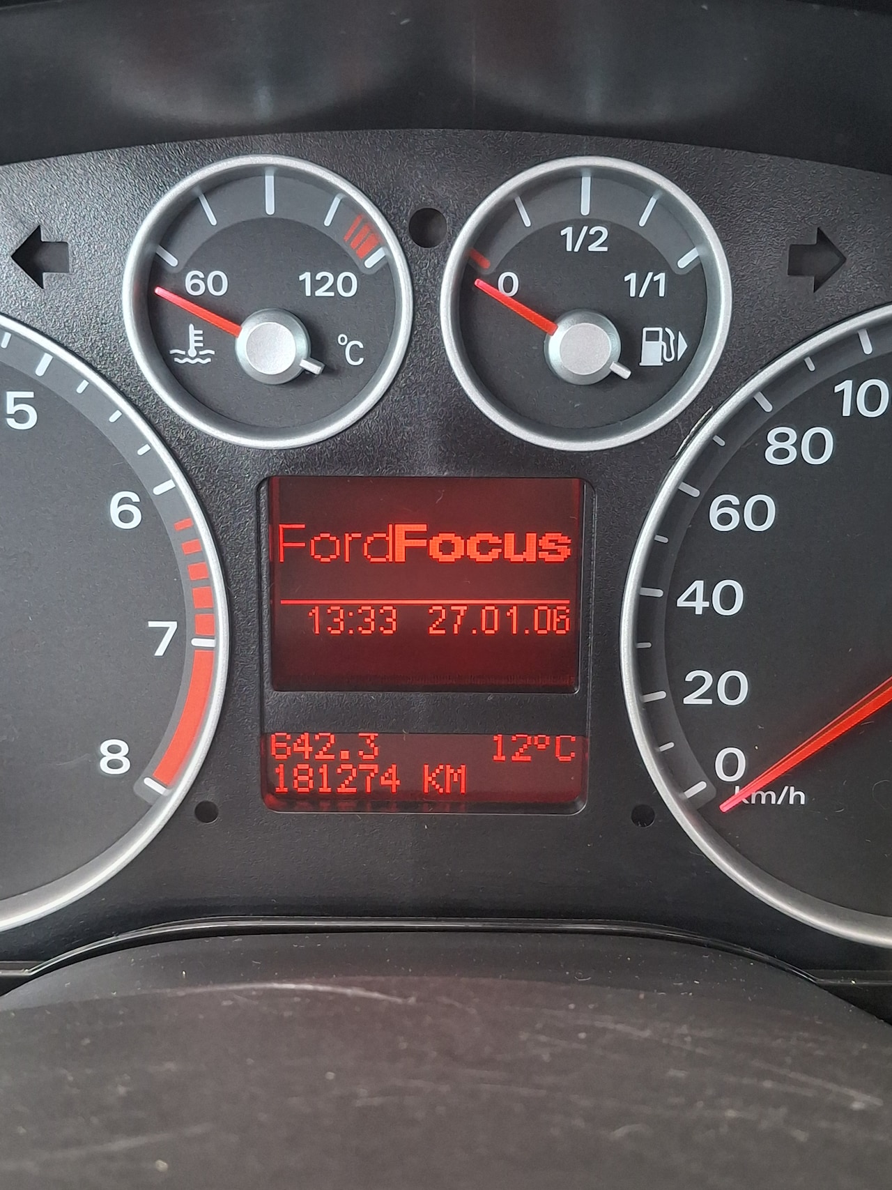 Ford Focus - 1.6-16V Futura - AutoWereld.nl