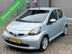 Toyota Aygo - 1.0-12V +