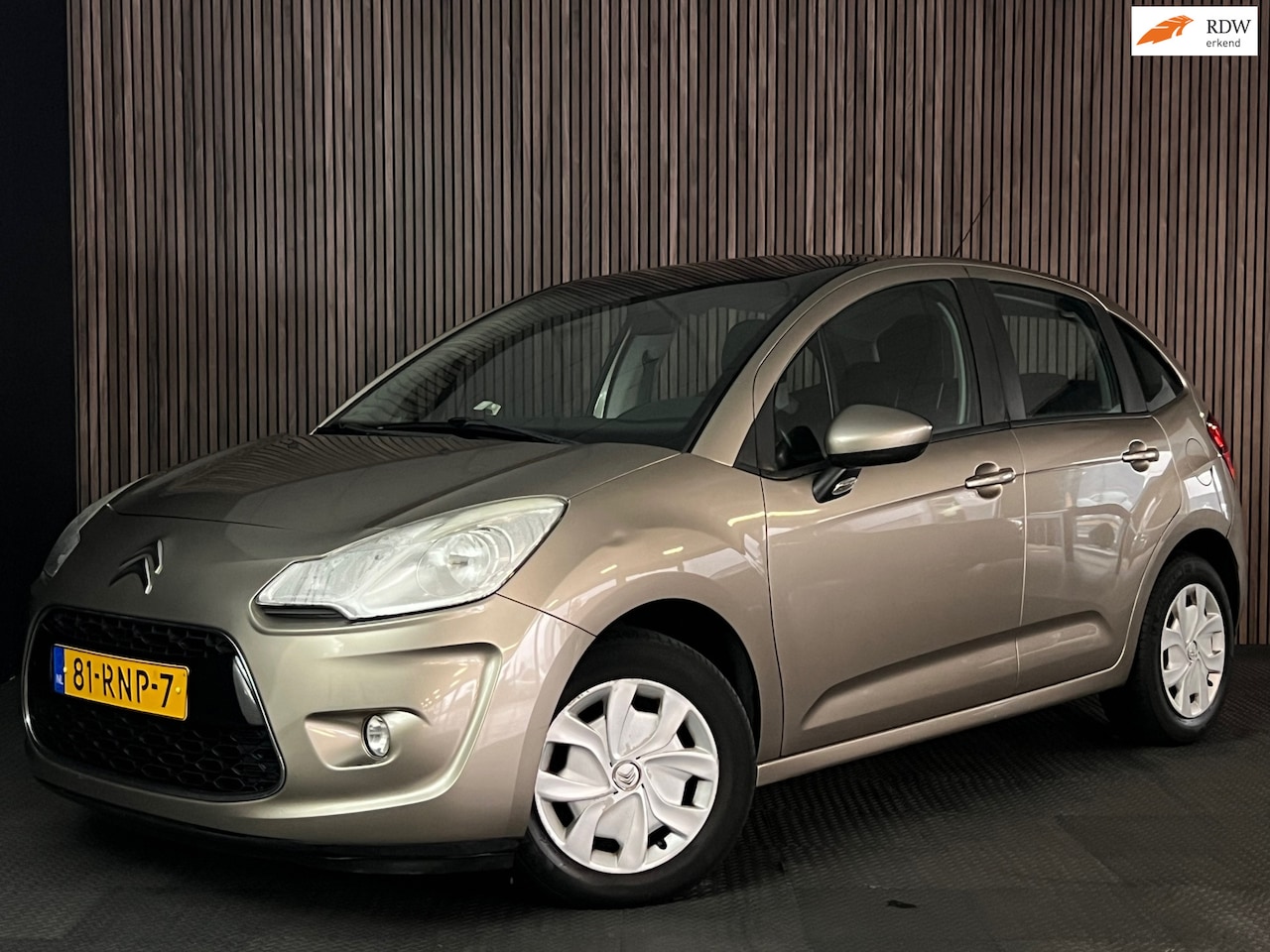 Citroën C3 - 1.6 e-HDi Dynamique NEDERLANDSE AUTO/PANORAMISCH DAK/PARKEERSENSOREN/CRUISE CONTROL/AIRCO/ - AutoWereld.nl