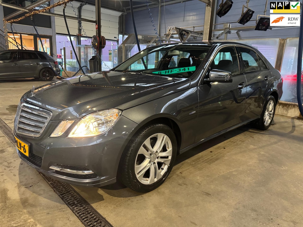 Mercedes-Benz E-klasse - 200 CGI Business Class navi nieuwstaat!!! - AutoWereld.nl