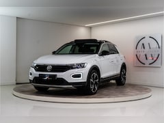 Volkswagen T-Roc - 1.0 TSI Business R-Line 116PK | Pano | LED | Carplay | Virtual |