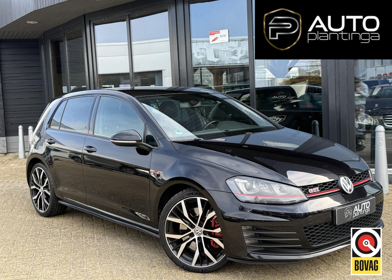 Volkswagen Golf - 2.0 TSI GTI Performance 230PK | INRUILKOOPJE | NETTE STAAT | Achteruitrijcamera | 19 Inch - AutoWereld.nl