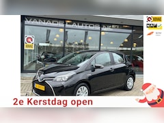 Toyota Yaris - 1.5 Hybrid Aspiration 69d-KM Aut. Clima Cruise Camera Trekhaak NAP NL-Auto Dealeronderhoud