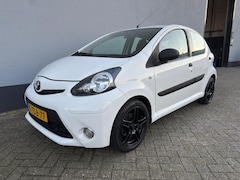 Toyota Aygo - 1.0 VVT-i Now 5-Deurs - Airco - LMV