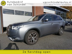 Mitsubishi Outlander - 2.0 PHEV LIMITED EDITION X-LINE ORIGINEEL NEDERLANDS SCHUIF/KANTELDAK TREKHAAK CAMERA LEDE