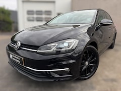Volkswagen Golf - 1.4 TSI Highline Business R VIRTUAL COCKPIT / MASSAGESTOEL / ALCANTARA / ACC / PDC / 4-SEI