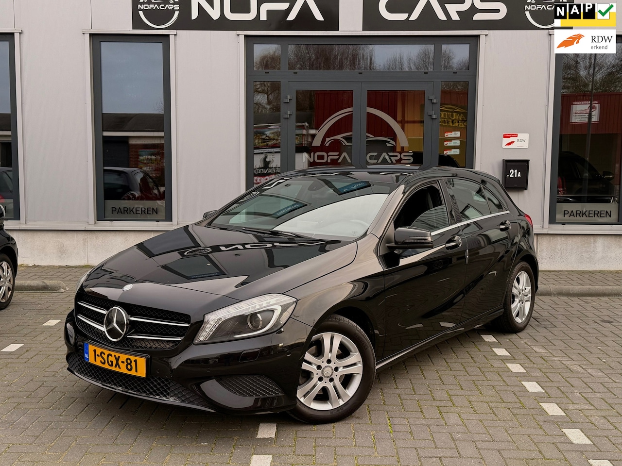 Mercedes-Benz A-klasse - 180 Ambition|xenon|Pdc|Sportstoelen - AutoWereld.nl