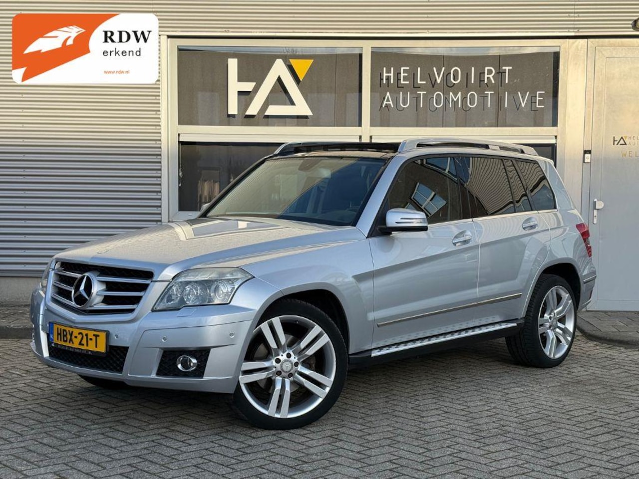 Mercedes-Benz GLK-klasse - 350 4-Matic YOUNGTIMER | PANO | Harman Kardon - AutoWereld.nl