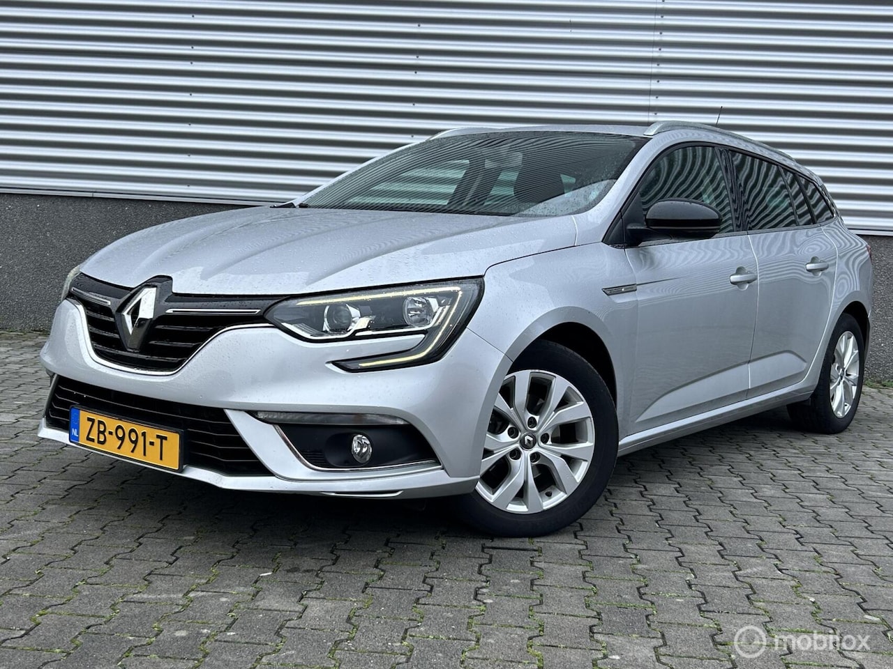 Renault Mégane Estate - 1.3 TCe Limited 1.3 TCe Limited - AutoWereld.nl