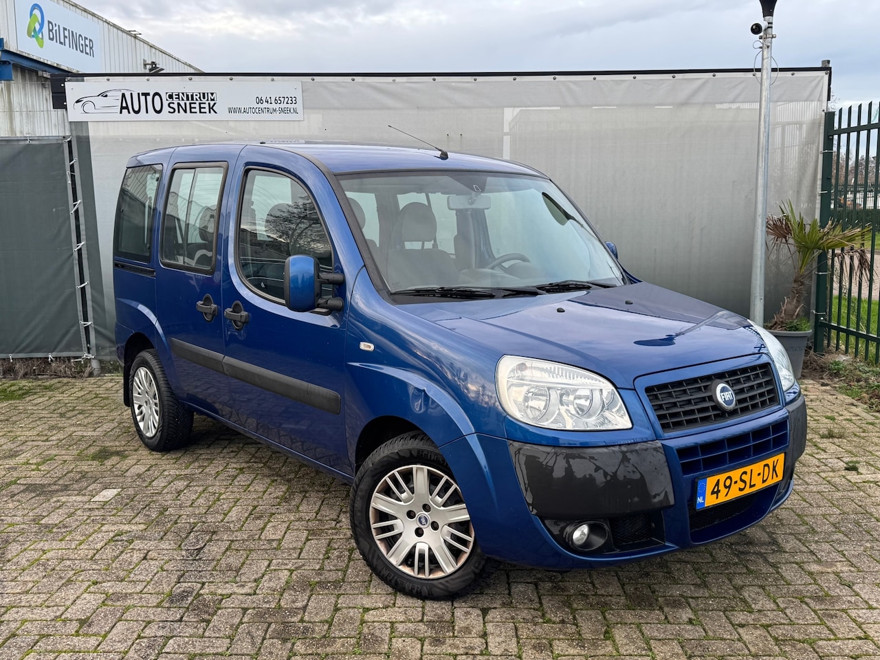 Fiat Doblò - 1.4 Family Plus - Airco - PDC - APK 11-2026 - AutoWereld.nl