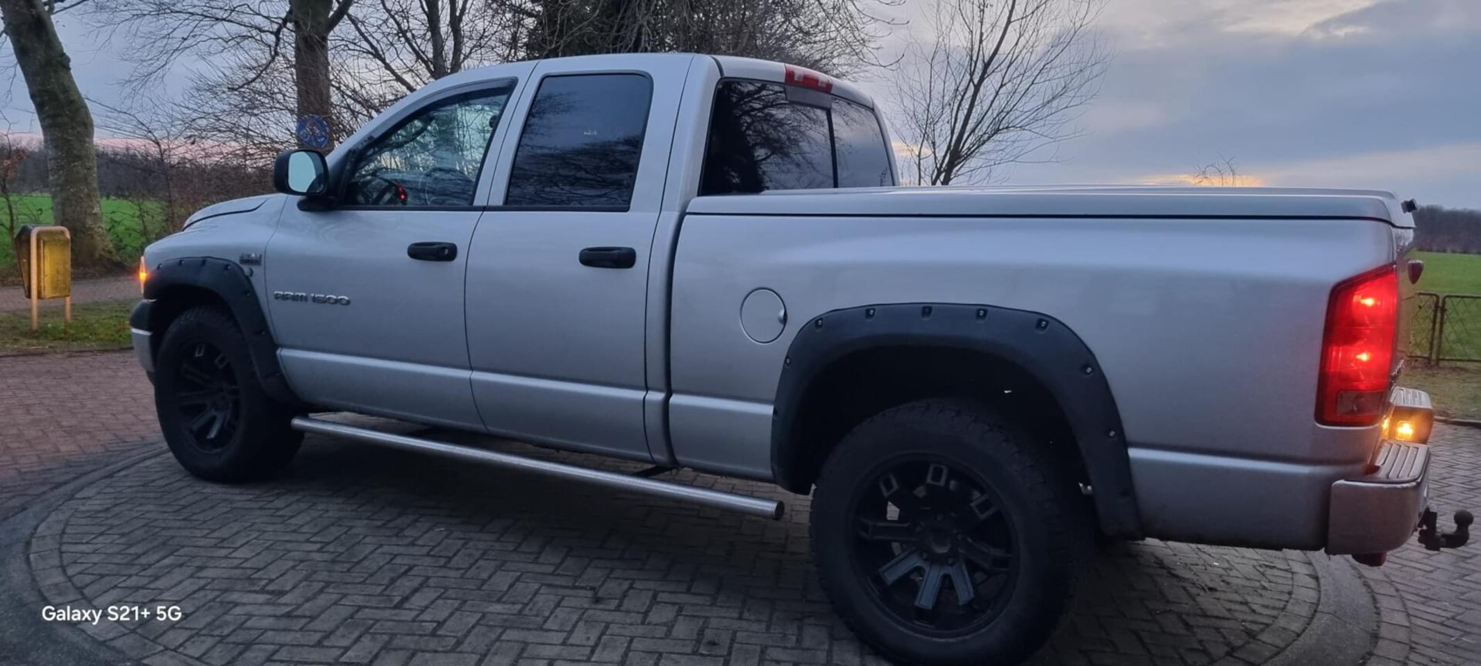 Dodge Ram 1500 - 5.7 HEMI 4X4 BENZINE/LPG - AutoWereld.nl