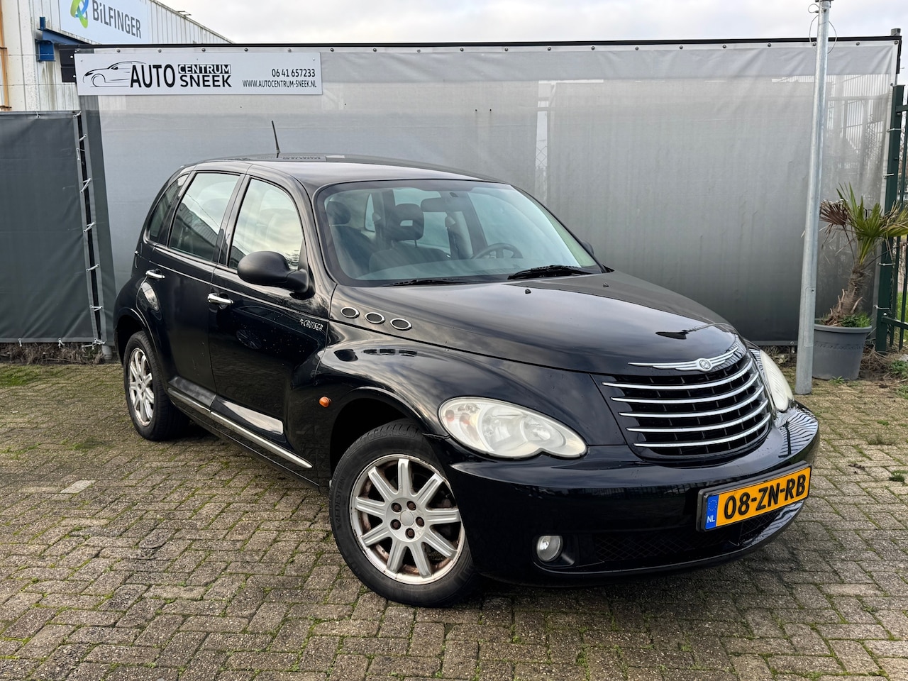 Chrysler PT Cruiser - 2.4i Touring - Airco - Cruise - APK 11-2026 - AutoWereld.nl