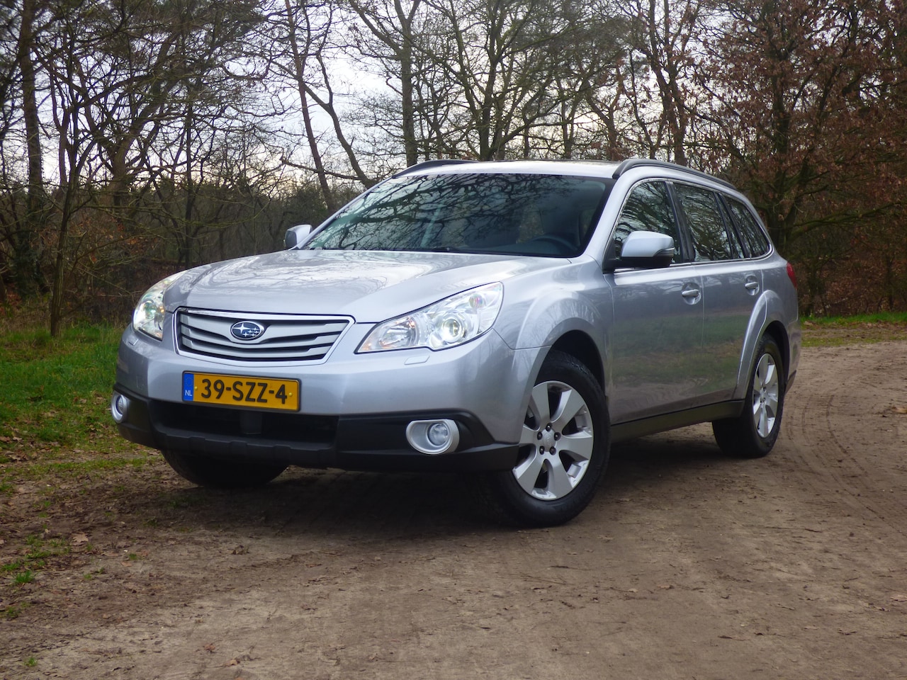 Subaru Legacy Outback - 2.5i Excecutive CVT automaat AWD - AutoWereld.nl