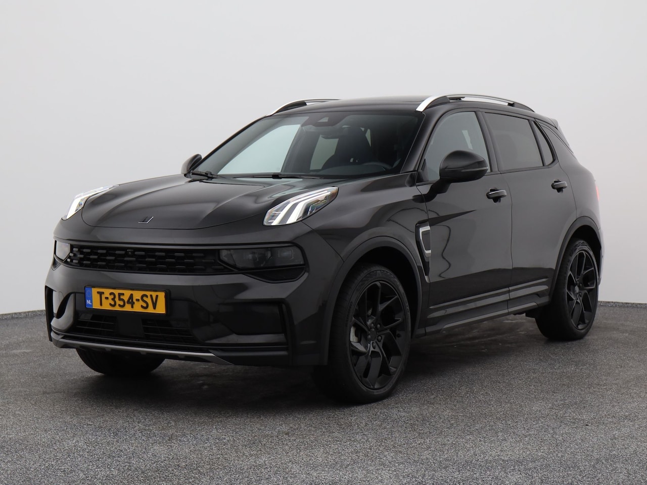 Lynk & Co 01 - 1.5 Plug-in Hybrid | 360° | BLACK | ZWARTE HEMEL | NLD AUTO - AutoWereld.nl