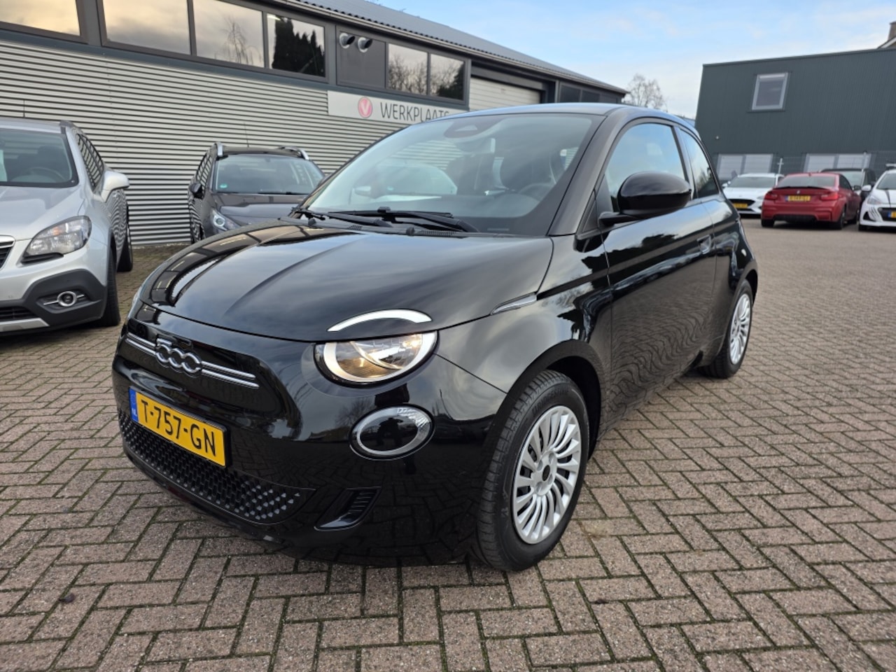 Fiat 500 - airco, apple carplay/andriod. 42 kWh - AutoWereld.nl