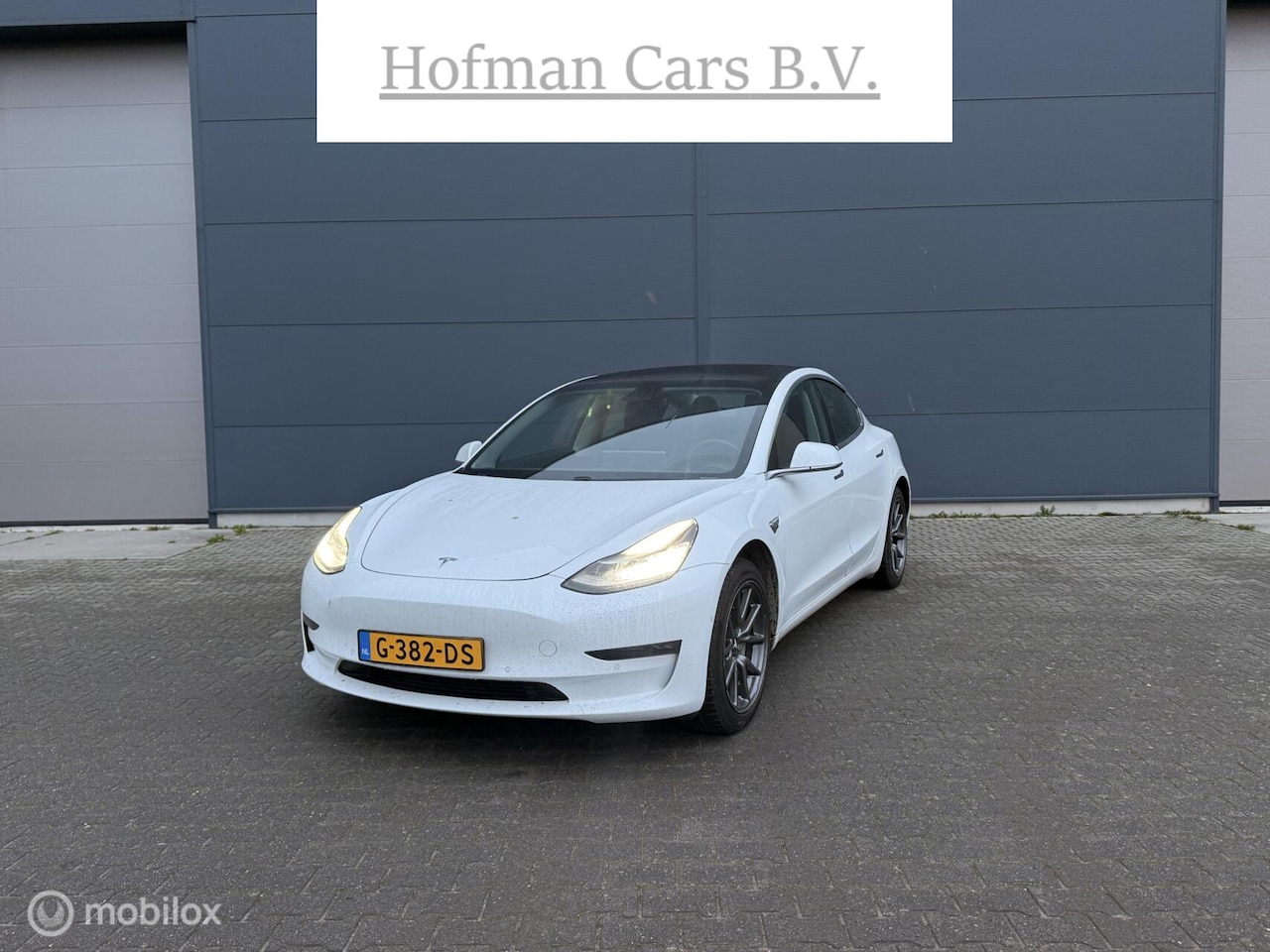 Tesla Model 3 - Long Range RWD Long Range AWD 75 kWh - AutoWereld.nl