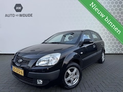 Kia Rio - 1.4 All Stars Trekhaak Airco 5 deurs Zwart