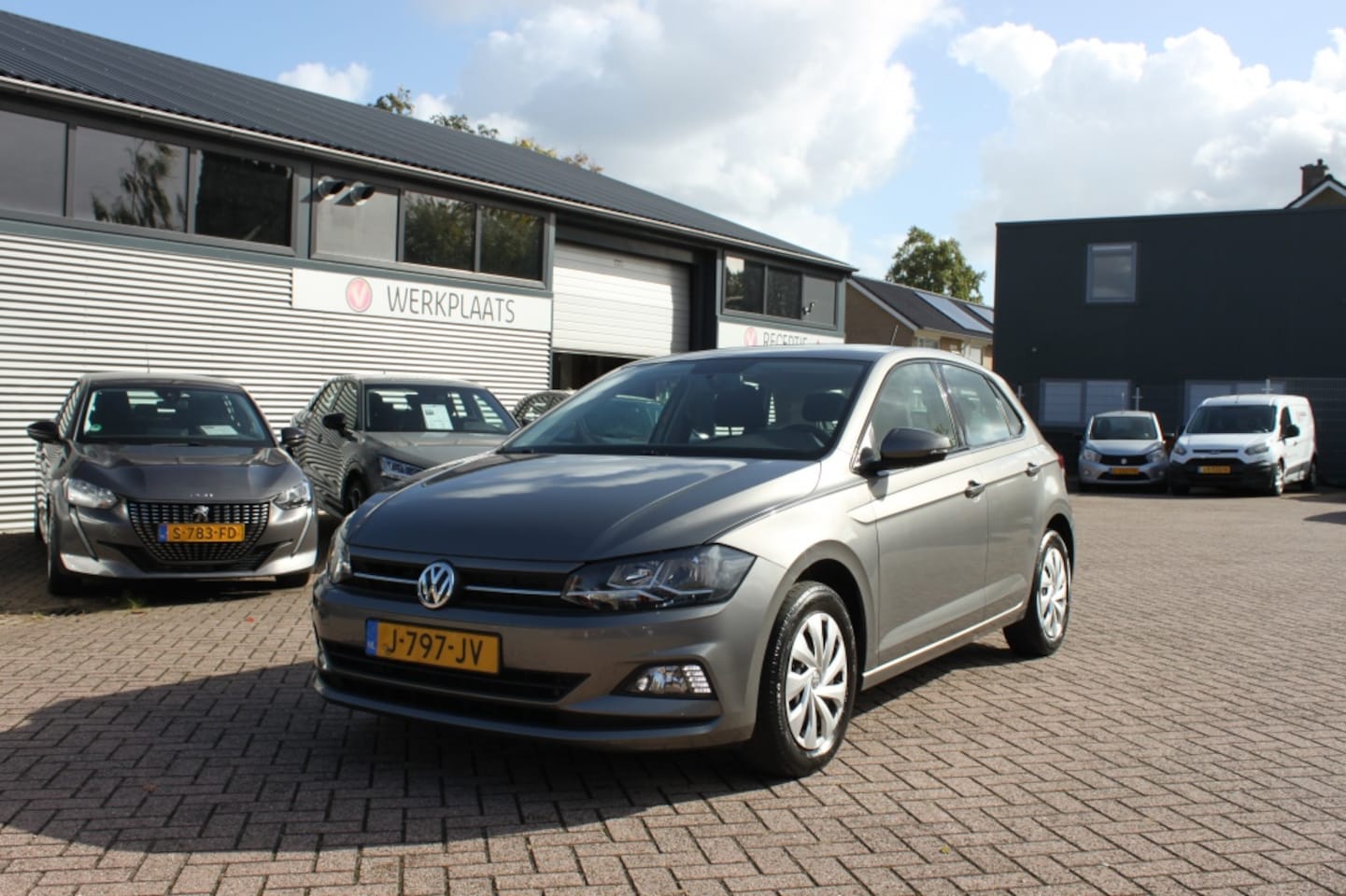 Volkswagen Polo - 1.0 TSI Comfortline 1.0 TSI Comfortline, navigatie, Apple carplay/andriod - AutoWereld.nl