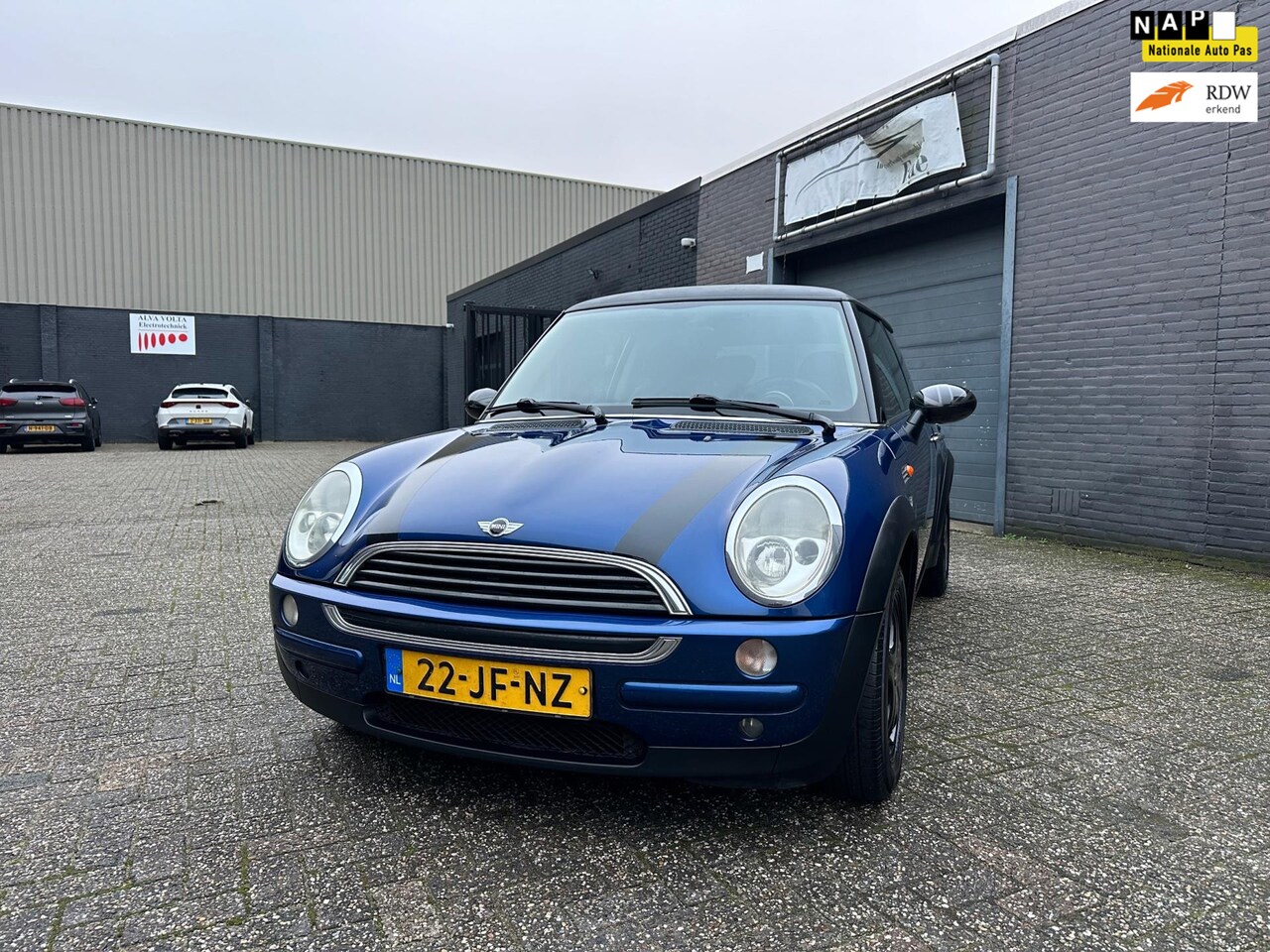 MINI One - Mini 1.6 Salt ABS Airbags Elek. Pakket LM-Wielen APK NAP. - AutoWereld.nl