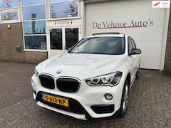 BMW X1 - SDrive18i M Sport High Executive Trekhaak HUD Pano