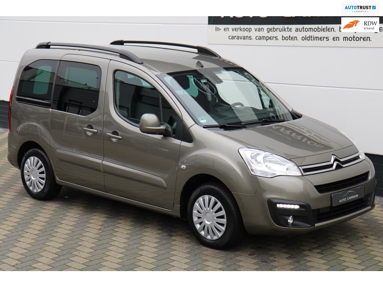 Citroën Berlingo - 1.2 110PK Carplay Navi Cruise LED Trekhaak - AutoWereld.nl