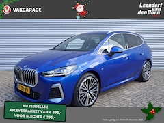 BMW 2-serie Active Tourer - 220i AUTOMAAT | Sensoren | Navigatie | Cruise | 360 Camera | Head-up display | Elektrisch