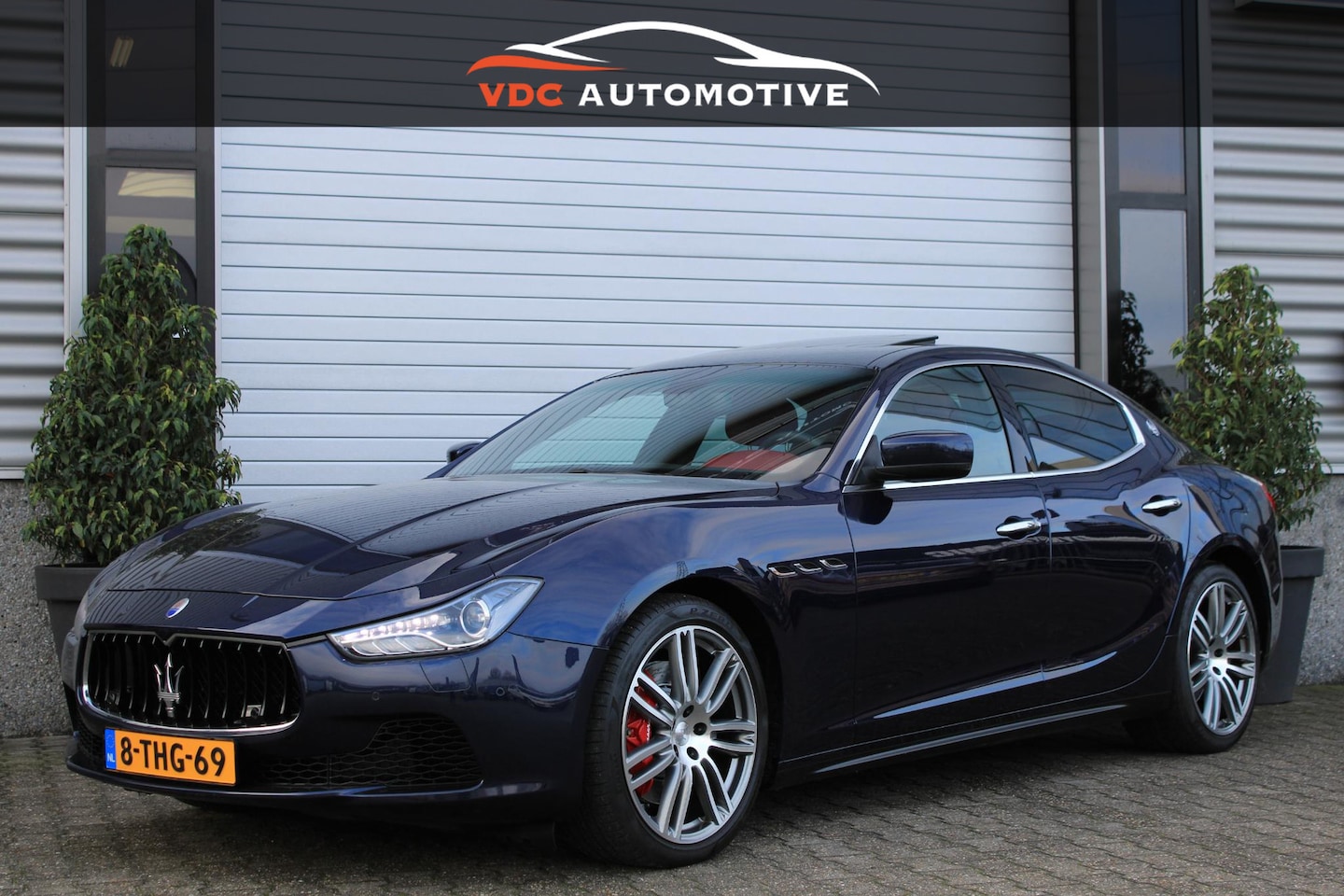 Maserati Ghibli - 3.0 S Q4 Rood Leder | Stoelklima | Schuifdak | Camera | 410 PK | Elektrische Stoelen | Pra - AutoWereld.nl