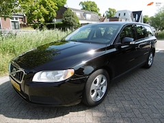Volvo V70 - 1.6D 109pk Kinetic Clima Cruise Trekhaak 1300kg 203.000km