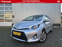 Toyota Yaris - 1.5 Full Hybrid Aspiration Plus | winter en zomerbanden | Navigatie |