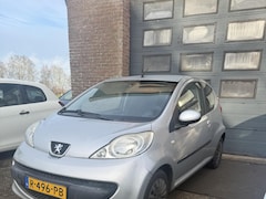 Peugeot 107 - 1.0-12V XR Airco/Elektrisch pakket/Nieuwe APK