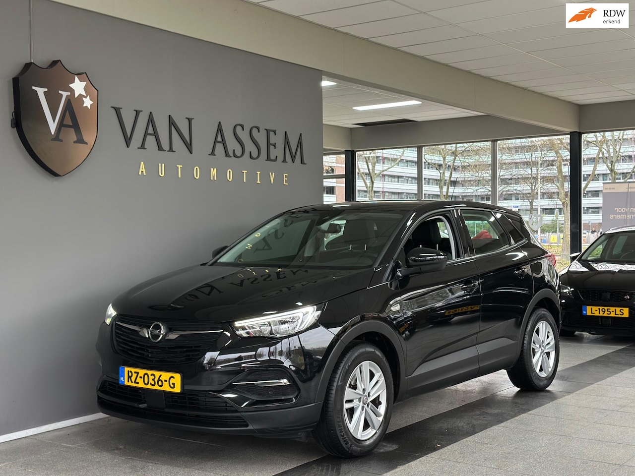 Opel Grandland X - 1.2 Turbo Online Edition|AUTOMAAT - AutoWereld.nl
