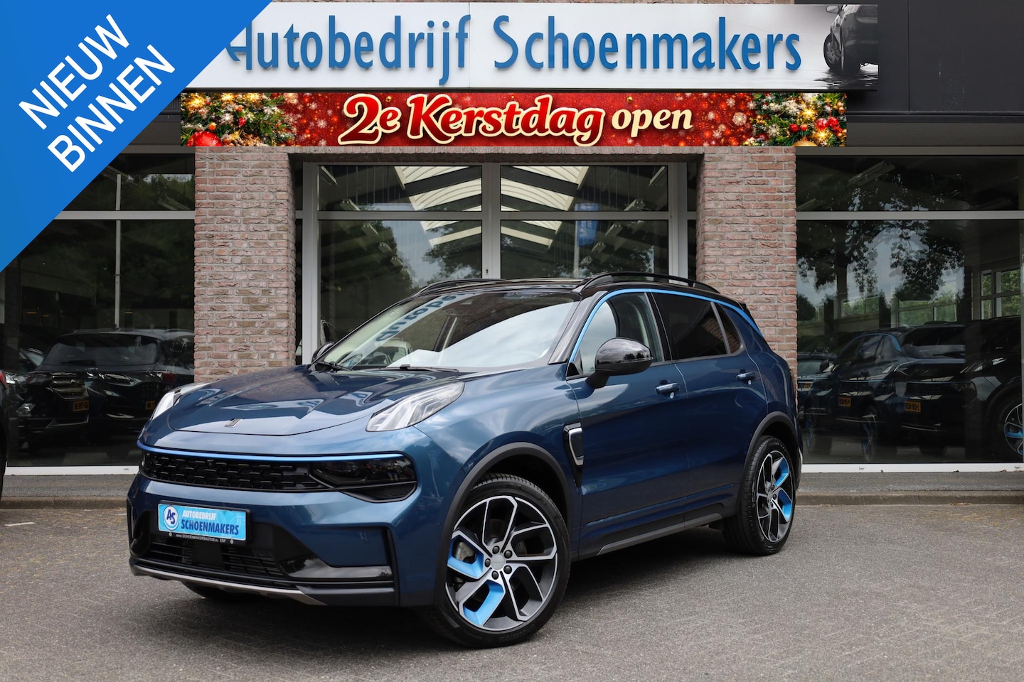 Lynk & Co 01 - 1.5 261PK! 6.6 Kwh LADEN! 360-CAMERA PANO/SCHUIF INFINITY DAB NAVI CARPLAY STOELVERWARMING - AutoWereld.nl