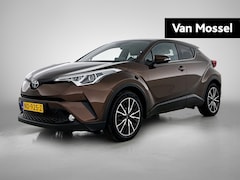 Toyota C-HR - 1.2 First Edition Cruise control | Stoelverwarming | Navigatie | Camera | Parkeersensoren