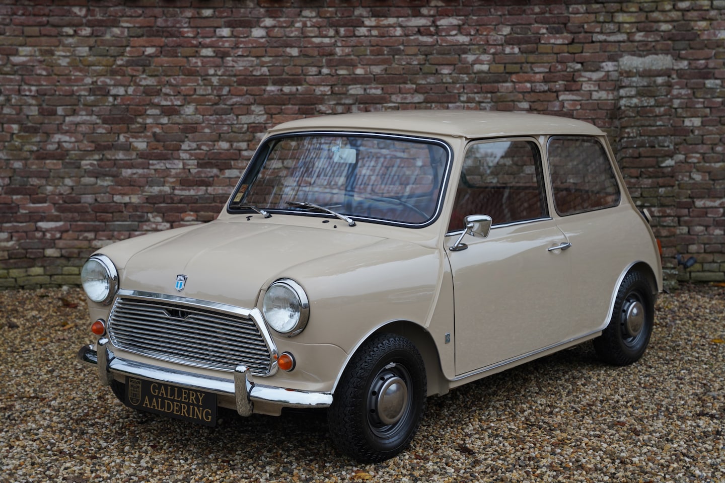 MINI Cooper S - Austin MkIII 1275cc "Nut&bolt" restored to factory originality, Matching numbers and colou - AutoWereld.nl