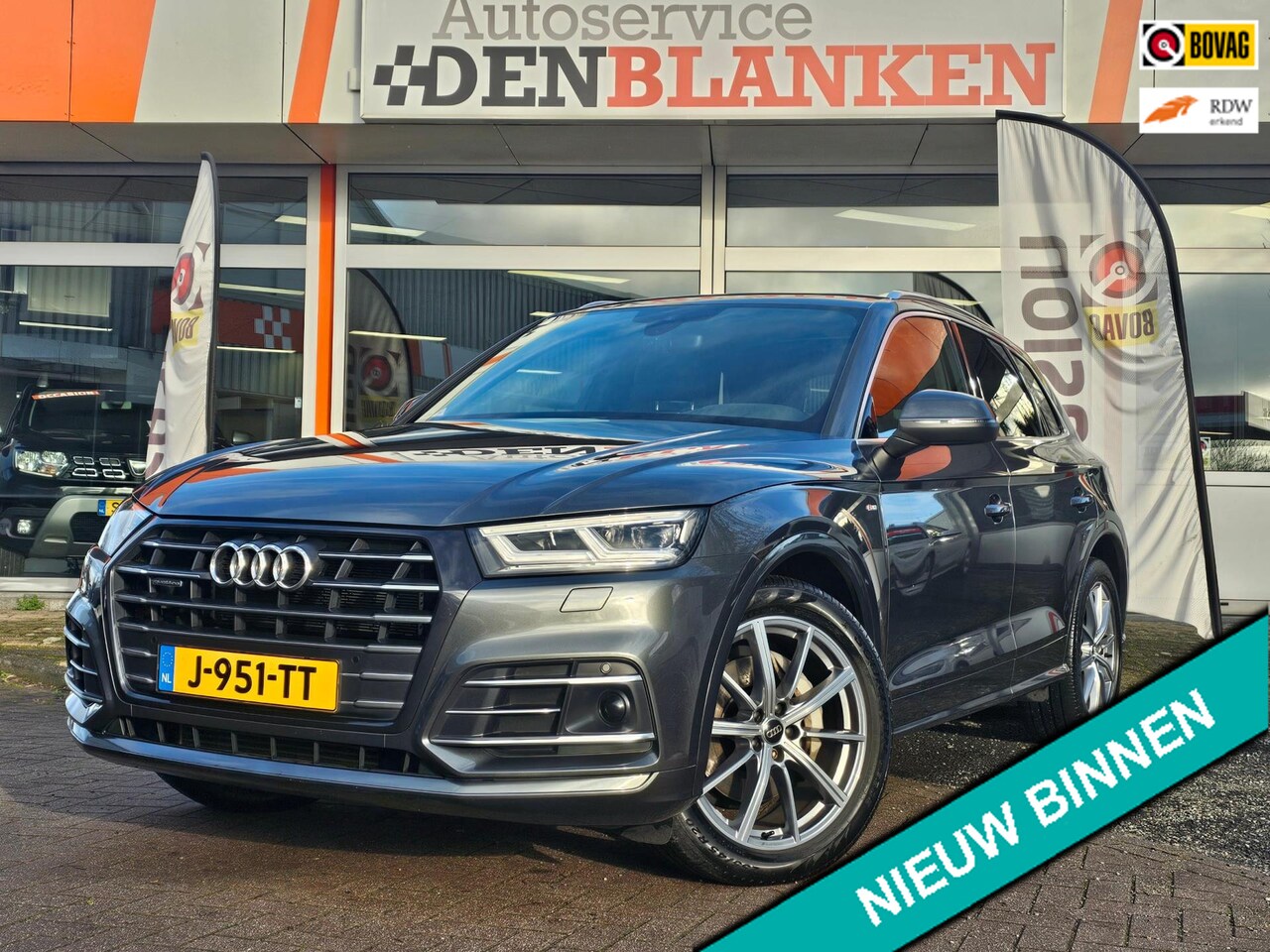 Audi Q5 - 55 TFSI e quattro S Line Competition BJ.2020 / Panodak / Luchtvering / Half Leder / Carpla - AutoWereld.nl
