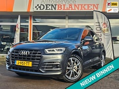 Audi Q5 - 55 TFSI e quattro S Line Competition BJ.2020 / Panodak / Luchtvering / Half Leder / Carpla