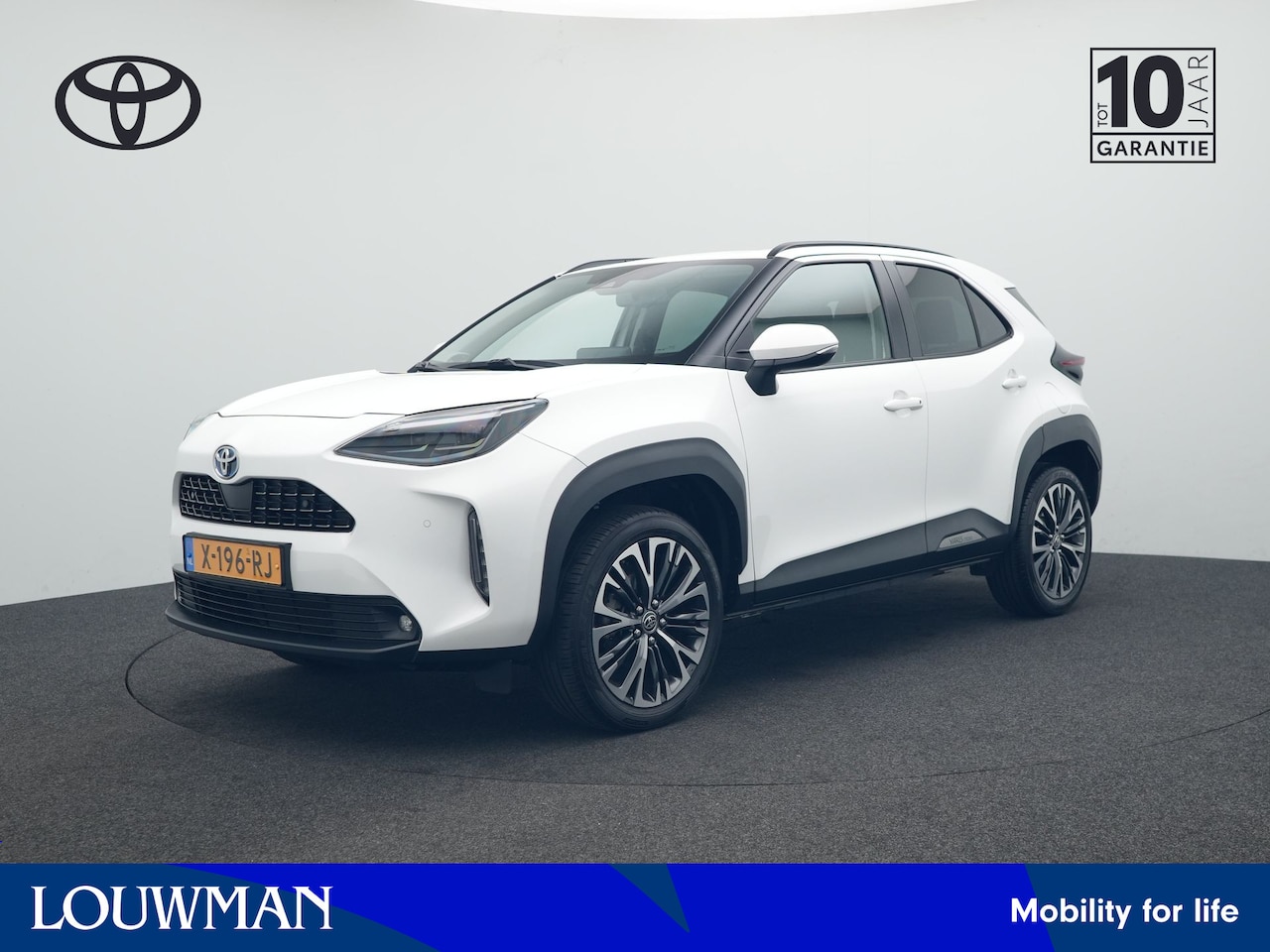 Toyota Yaris Cross - 1.5 Hybrid Executive | Parkeersensoren V+A | Stoelverwarming | - AutoWereld.nl