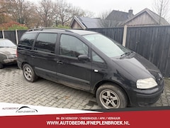 Volkswagen Sharan - 2.8 V6 Highline 4Motion – Youngtimer met karakter ✨