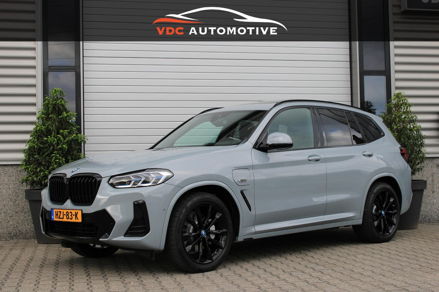 BMW X3 - xDrive30e M Sport Pano | Laser | Brooklyngrau | Trekhaak | Leder | Comfort Access | HeadUp - AutoWereld.nl