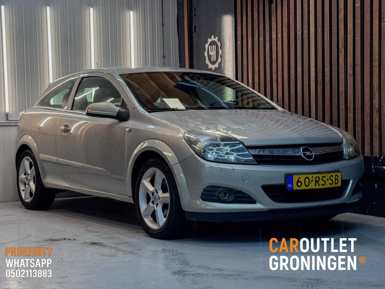 Opel Astra GTC - 1.6 Sport | AIRCO | CRUISE | NAP | 17" LMV - AutoWereld.nl
