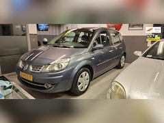 Renault Scénic - 2.0-16V Business Line
