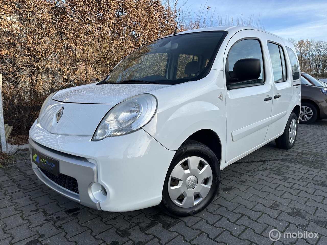 Renault Kangoo Family - 1.6-16V Expression 1.6-16V Expression - AutoWereld.nl