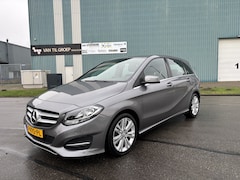 Mercedes-Benz B-klasse - 180 Ambition 6-Bak 125 PK. Prachtige auto met slechts 78.000 KM