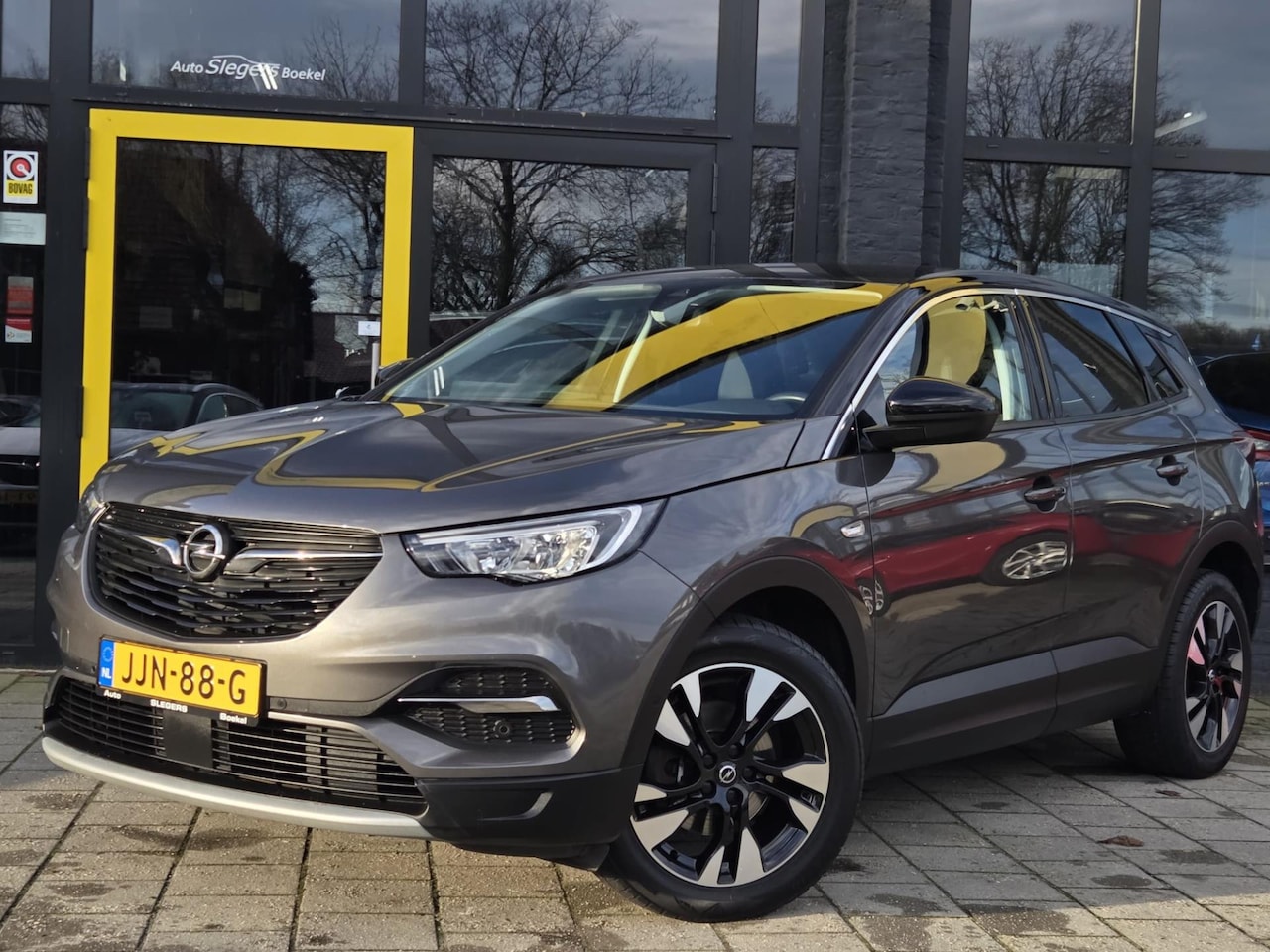Opel Grandland X - 1.2 Turbo Innovation Automaat | Camera + Sensoren | Elektr Achterkl. | Navi | Tel | Climat - AutoWereld.nl